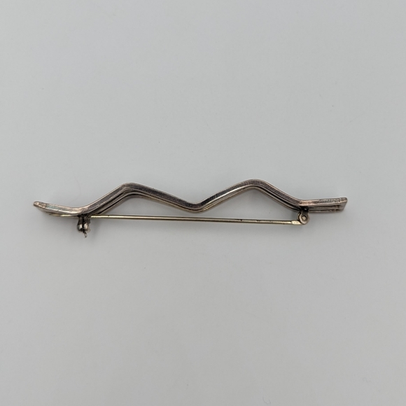 Vintage Modernist Abstract Wave Sterling Silver Statement Brooch - Picture 3 of 9